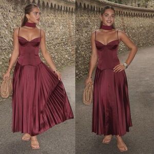 HOUSE OF CB 'Beau' Wine Pleated Midi Dress NWOT size S